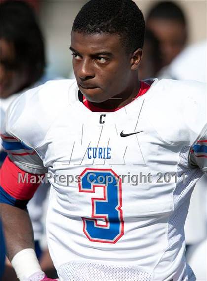 Thumbnail 1 in Curie vs. Maine South photogallery.