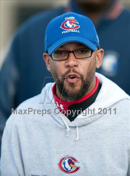 Thumbnail 3 in Curie vs. Maine South photogallery.