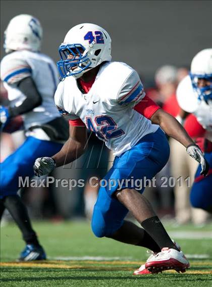 Thumbnail 2 in Curie vs. Maine South photogallery.