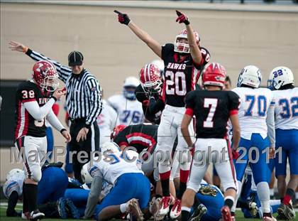 Thumbnail 3 in Curie vs. Maine South photogallery.