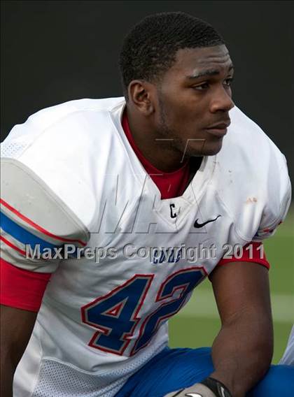 Thumbnail 3 in Curie vs. Maine South photogallery.