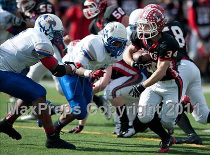 Thumbnail 3 in Curie vs. Maine South photogallery.