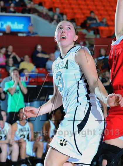 Thumbnail 3 in Paola vs. Tonganoxie (KSHSAA 4A 1st Round) photogallery.