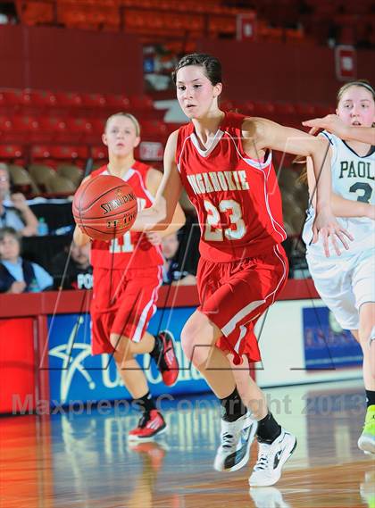 Thumbnail 1 in Paola vs. Tonganoxie (KSHSAA 4A 1st Round) photogallery.