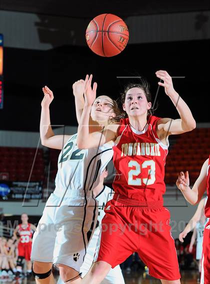 Thumbnail 1 in Paola vs. Tonganoxie (KSHSAA 4A 1st Round) photogallery.