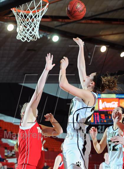 Thumbnail 2 in Paola vs. Tonganoxie (KSHSAA 4A 1st Round) photogallery.