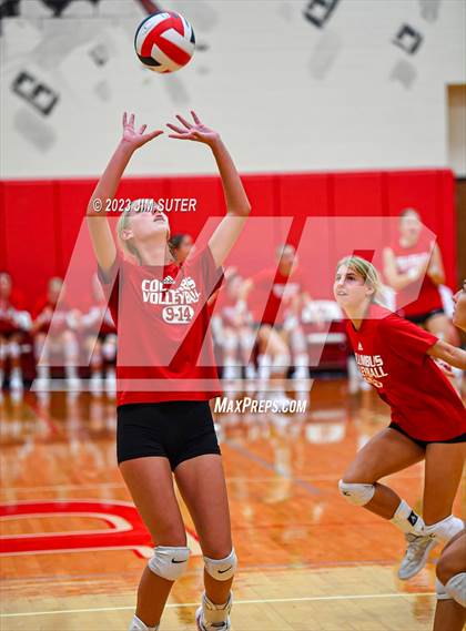 Thumbnail 3 in Columbus vs Giddings (Scrimmage) photogallery.