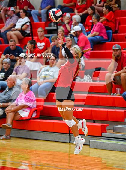 Thumbnail 1 in Columbus vs Giddings (Scrimmage) photogallery.
