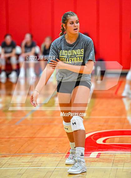 Thumbnail 3 in Columbus vs Giddings (Scrimmage) photogallery.