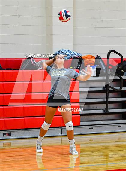 Thumbnail 2 in Columbus vs Giddings (Scrimmage) photogallery.