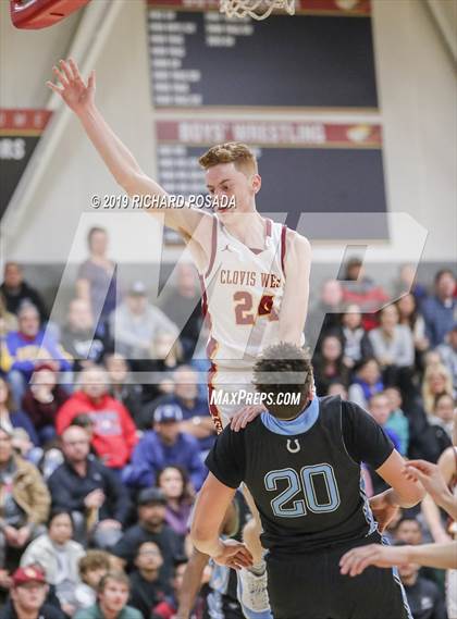 Thumbnail 2 in Clovis North @ Clovis West photogallery.