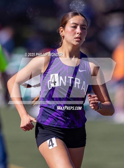 Thumbnail 2 in Benson Invitational (Girls 1600M) photogallery.