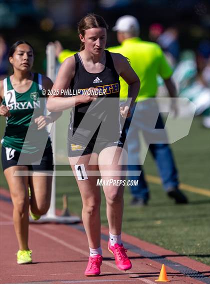 Thumbnail 2 in Benson Invitational (Girls 1600M) photogallery.