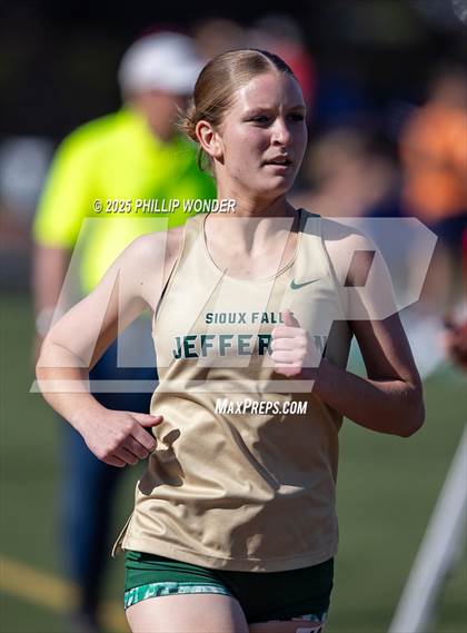 Thumbnail 3 in Benson Invitational (Girls 1600M) photogallery.
