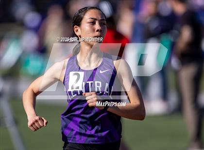 Thumbnail 2 in Benson Invitational (Girls 1600M) photogallery.