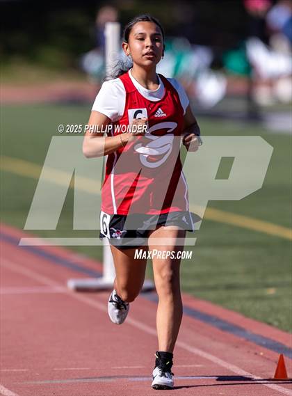 Thumbnail 2 in Benson Invitational (Girls 1600M) photogallery.