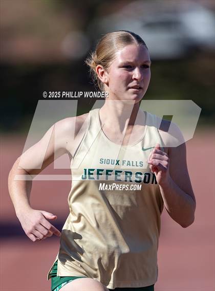 Thumbnail 3 in Benson Invitational (Girls 1600M) photogallery.