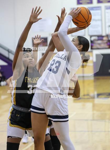 Thumbnail 3 in Luella vs Carrollton (J-4 MLK Holiday Classic) photogallery.