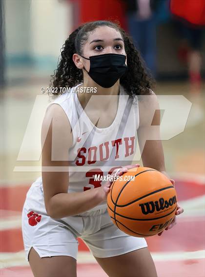 Thumbnail 2 in Olympic @ South Mecklenburg photogallery.