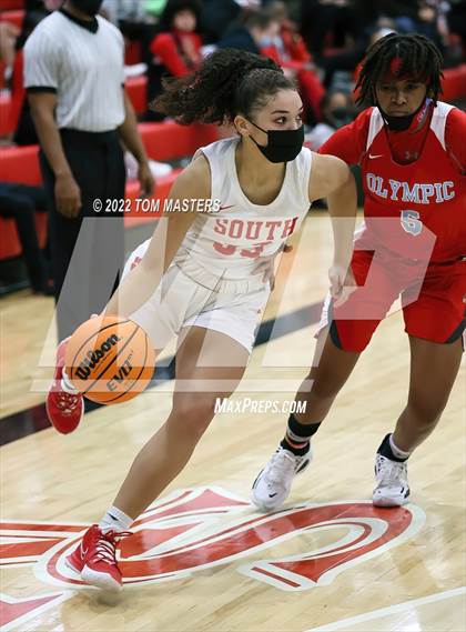 Thumbnail 2 in Olympic @ South Mecklenburg photogallery.