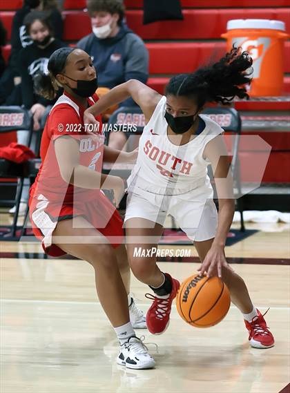 Thumbnail 3 in Olympic @ South Mecklenburg photogallery.