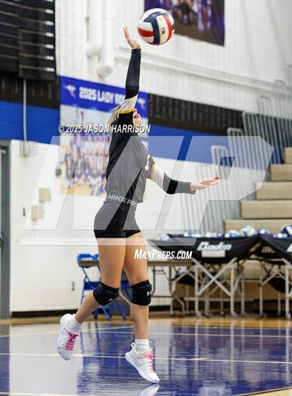 Thumbnail 2 in Saint Jo vs Jonesboro (UIL Volleyball 1A Region 2 Regional) photogallery.