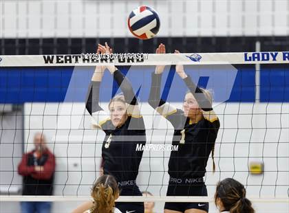 Thumbnail 2 in Saint Jo vs Jonesboro (UIL Volleyball 1A Region 2 Regional) photogallery.