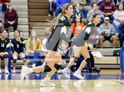 Thumbnail 1 in Saint Jo vs Jonesboro (UIL Volleyball 1A Region 2 Regional) photogallery.