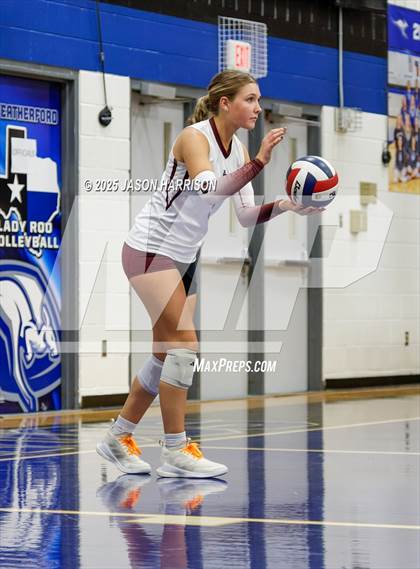 Thumbnail 1 in Saint Jo vs Jonesboro (UIL Volleyball 1A Region 2 Regional) photogallery.
