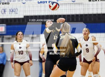 Thumbnail 1 in Saint Jo vs Jonesboro (UIL Volleyball 1A Region 2 Regional) photogallery.