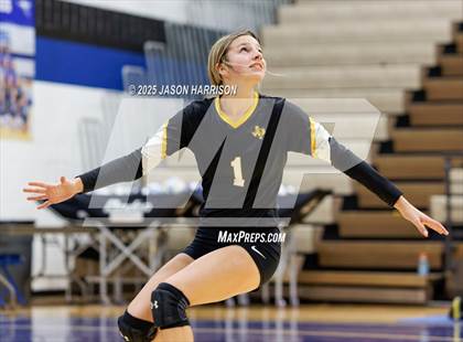 Thumbnail 1 in Saint Jo vs Jonesboro (UIL Volleyball 1A Region 2 Regional) photogallery.