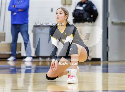 Thumbnail 3 in Saint Jo vs Jonesboro (UIL Volleyball 1A Region 2 Regional) photogallery.
