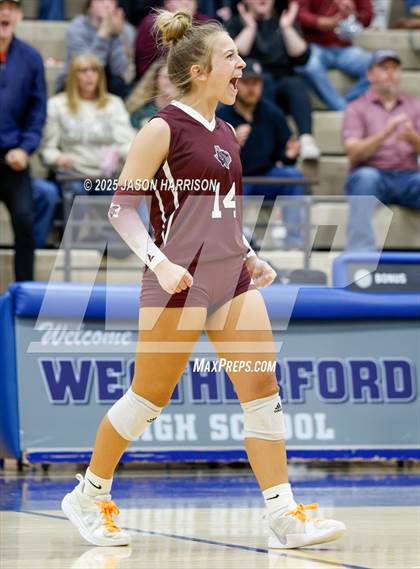 Thumbnail 2 in Saint Jo vs Jonesboro (UIL Volleyball 1A Region 2 Regional) photogallery.