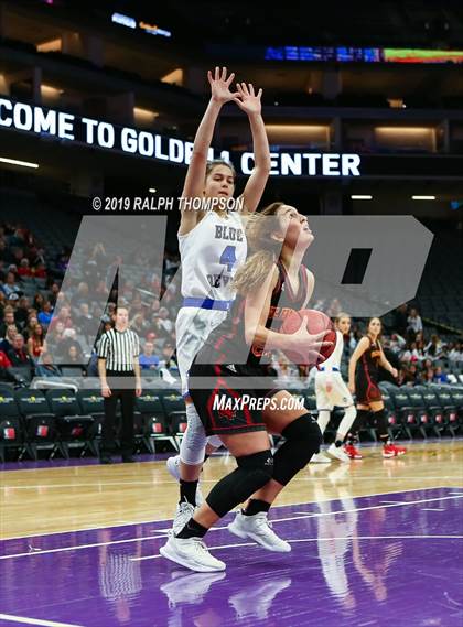 Thumbnail 1 in St. Francis vs. Davis (@ Golden 1) photogallery.