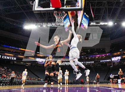 Thumbnail 1 in St. Francis vs. Davis (@ Golden 1) photogallery.