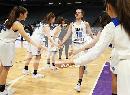 Thumbnail 3 in St. Francis vs. Davis (@ Golden 1) photogallery.