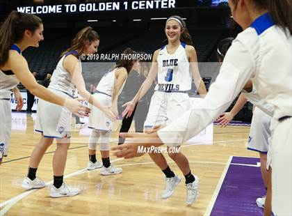 Thumbnail 2 in St. Francis vs. Davis (@ Golden 1) photogallery.