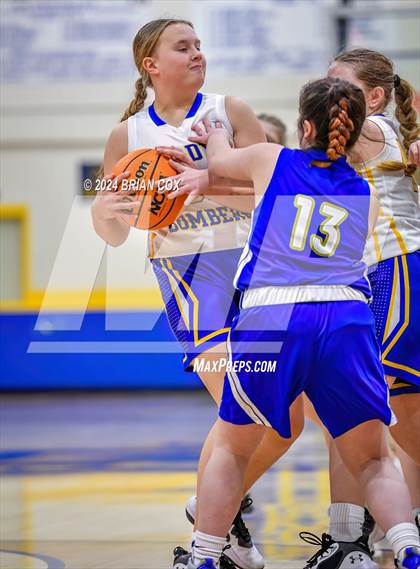 Thumbnail 1 in Harrison vs Mountain Home (Mountain Home Jr Invitational) photogallery.