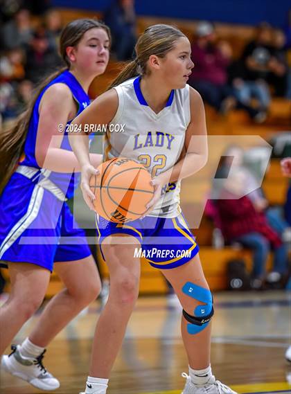 Thumbnail 2 in Harrison vs Mountain Home (Mountain Home Jr Invitational) photogallery.