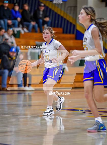 Thumbnail 2 in Harrison vs Mountain Home (Mountain Home Jr Invitational) photogallery.