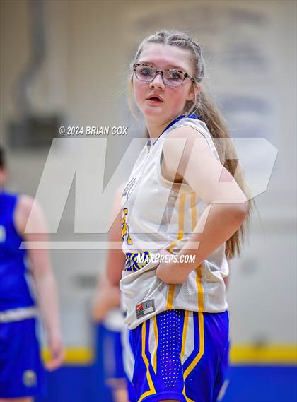 Thumbnail 3 in Harrison vs Mountain Home (Mountain Home Jr Invitational) photogallery.