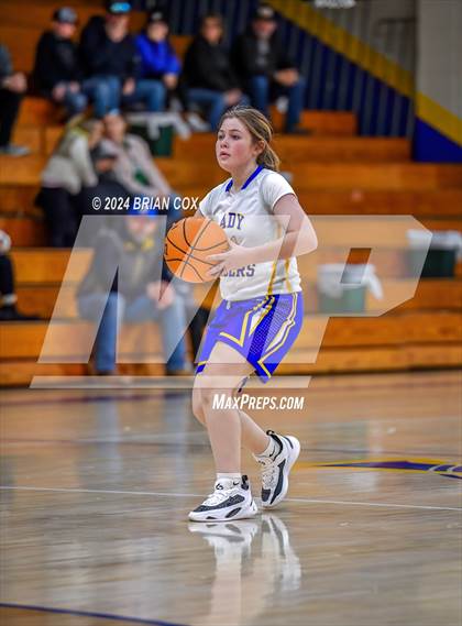 Thumbnail 2 in Harrison vs Mountain Home (Mountain Home Jr Invitational) photogallery.
