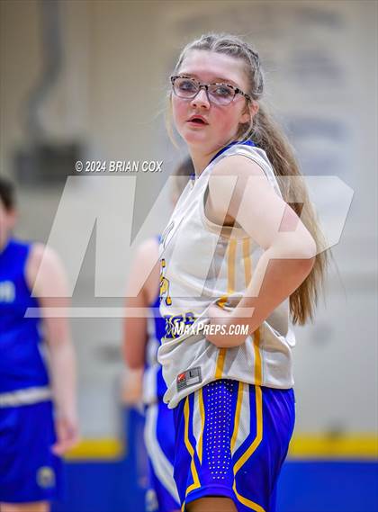 Thumbnail 1 in Harrison vs Mountain Home (Mountain Home Jr Invitational) photogallery.
