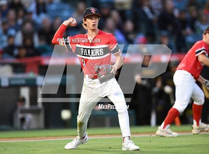 Thumbnail 1 in Foothill vs. Tustin (Halo Classic) photogallery.