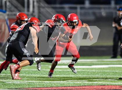 Thumbnail 2 in Cedar Hill Spring Game photogallery.