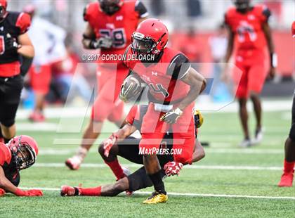 Thumbnail 3 in Cedar Hill Spring Game photogallery.