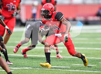 Thumbnail 1 in Cedar Hill Spring Game photogallery.
