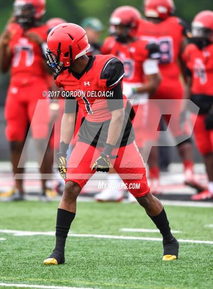 Thumbnail 3 in Cedar Hill Spring Game photogallery.