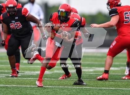 Thumbnail 2 in Cedar Hill Spring Game photogallery.