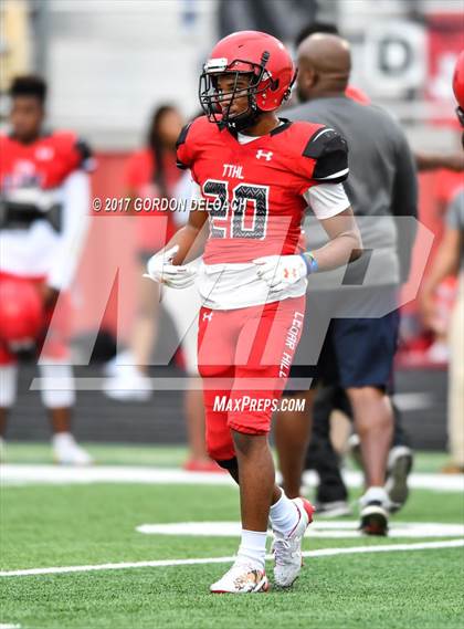 Thumbnail 3 in Cedar Hill Spring Game photogallery.